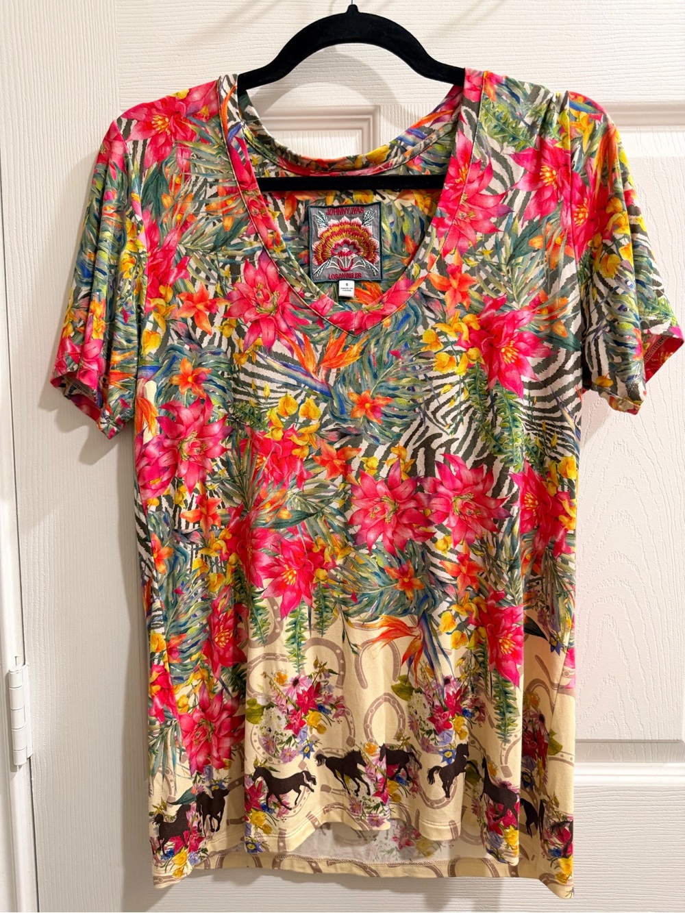 Johnny Was Pink & Tropical, Seabiscuit Multicolor V-Neck Floral Tee